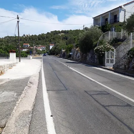 Apartman Marija * Poljica (Trogir)